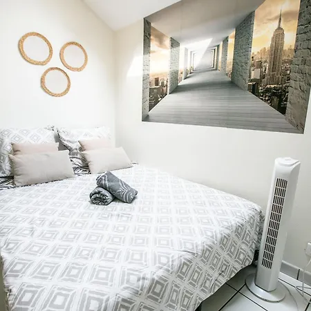 Apartment L'evasion - Coeur De - Wifi - Gare Les Mureaux